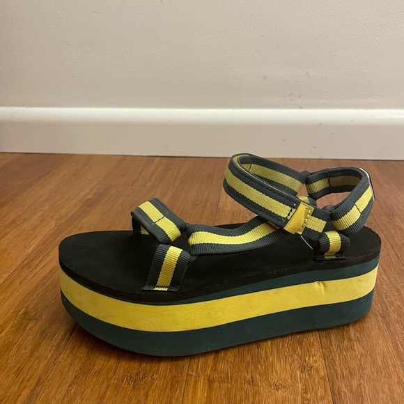 Teva x Opening Ceremony Universal Flatform Sandals - Picture 3 of 4